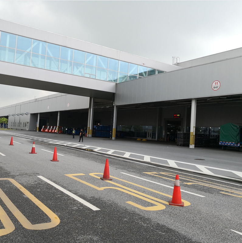 Q235 Çelik yapısal binalar Atölyeler Garajlar Prefabrik metal yapılar Kar dayanıklı