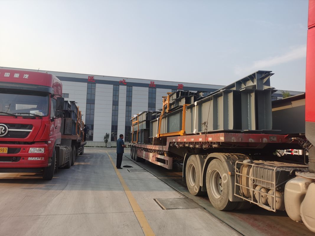 Fırtınalara dayanıklı prefabrik çelik yapı atölyesi ile yüksek bina ve geniş alan için inşa edilmiş çelik depo inşa edin